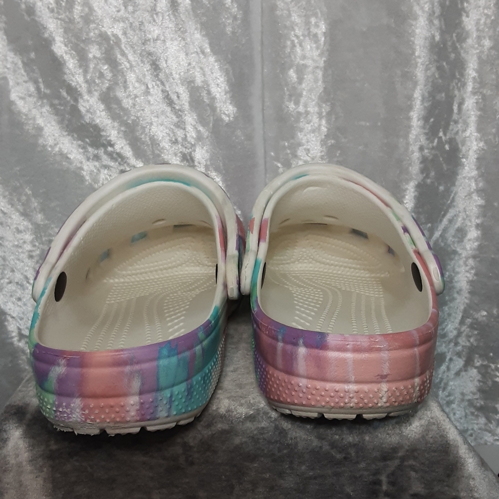 Crocs  Multi Color Woman's Size 9 Men's Size 7 - Picture 3 of 12
